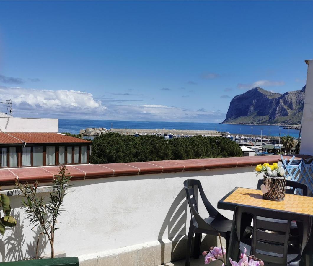 La Terrazza Sul Golfo Bed & Breakfast Isola delle Femmine Exterior photo